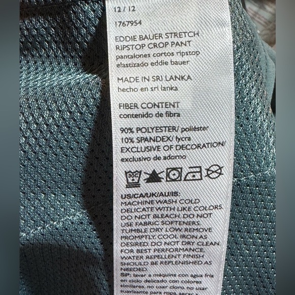 Eddie Bauer Rip Stop Crop Pants size 12 - Picture 14 of 16